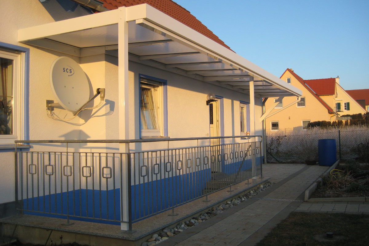 Alu Überdachung - Haustürvordach und Kellereingangsüberdachung